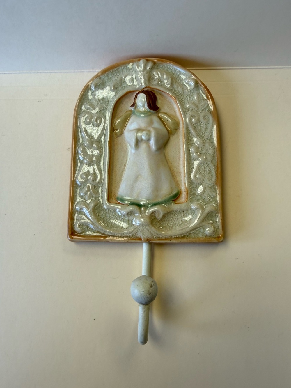 Ceramic Angel Wall Hook in Cream and Green